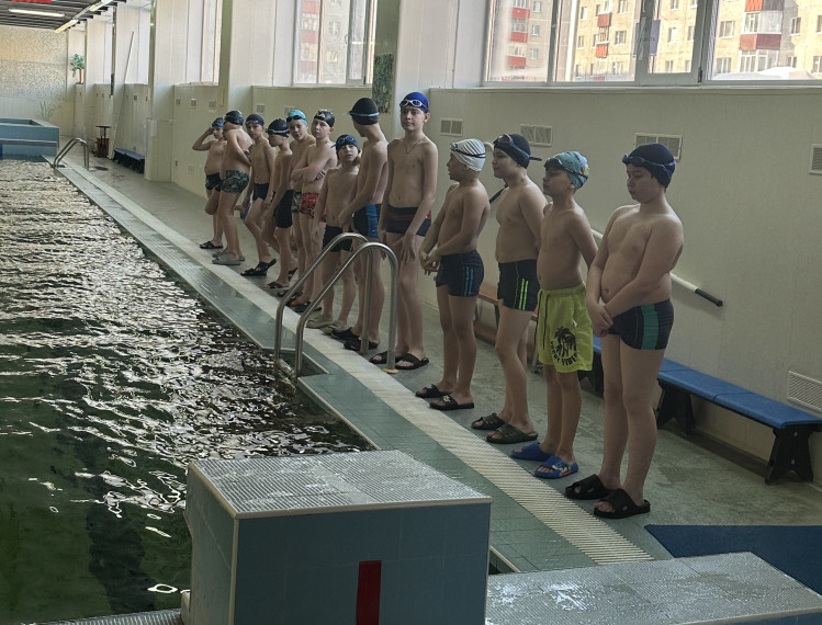 Соревнования по плаванию в личном первенстве среди учащихся 5-х классов.