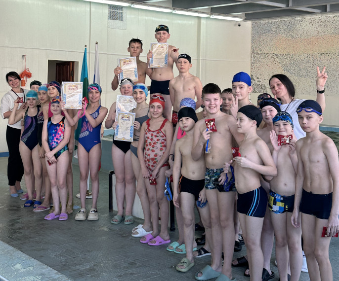 Соревнования по плаванию в личном первенстве среди учащихся 5-х классов.