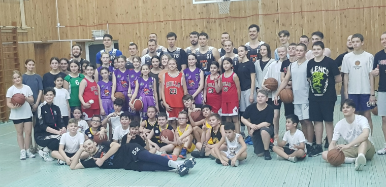 Мастер-класс по баскетболу, организованный БК «Университет-Югра».